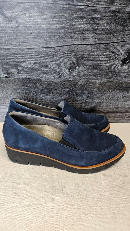 Earth Blue Wedge Loafer (37.5)