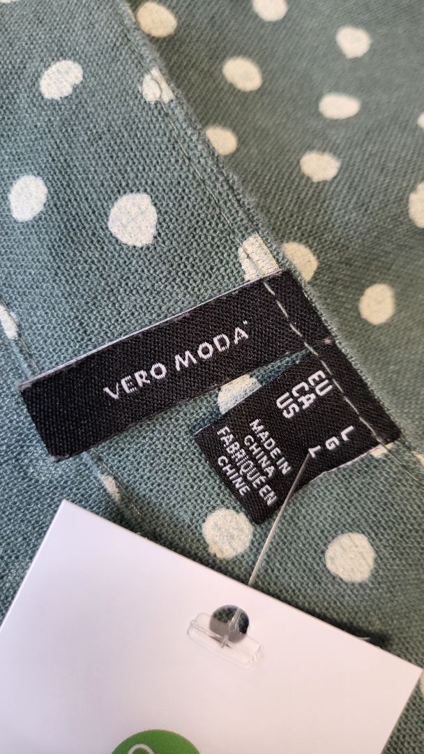 Vero Moda Green Polka Top (14)