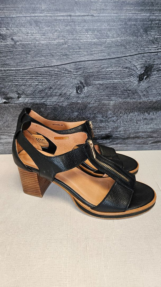 Bresley Black T Bar Heel (40)