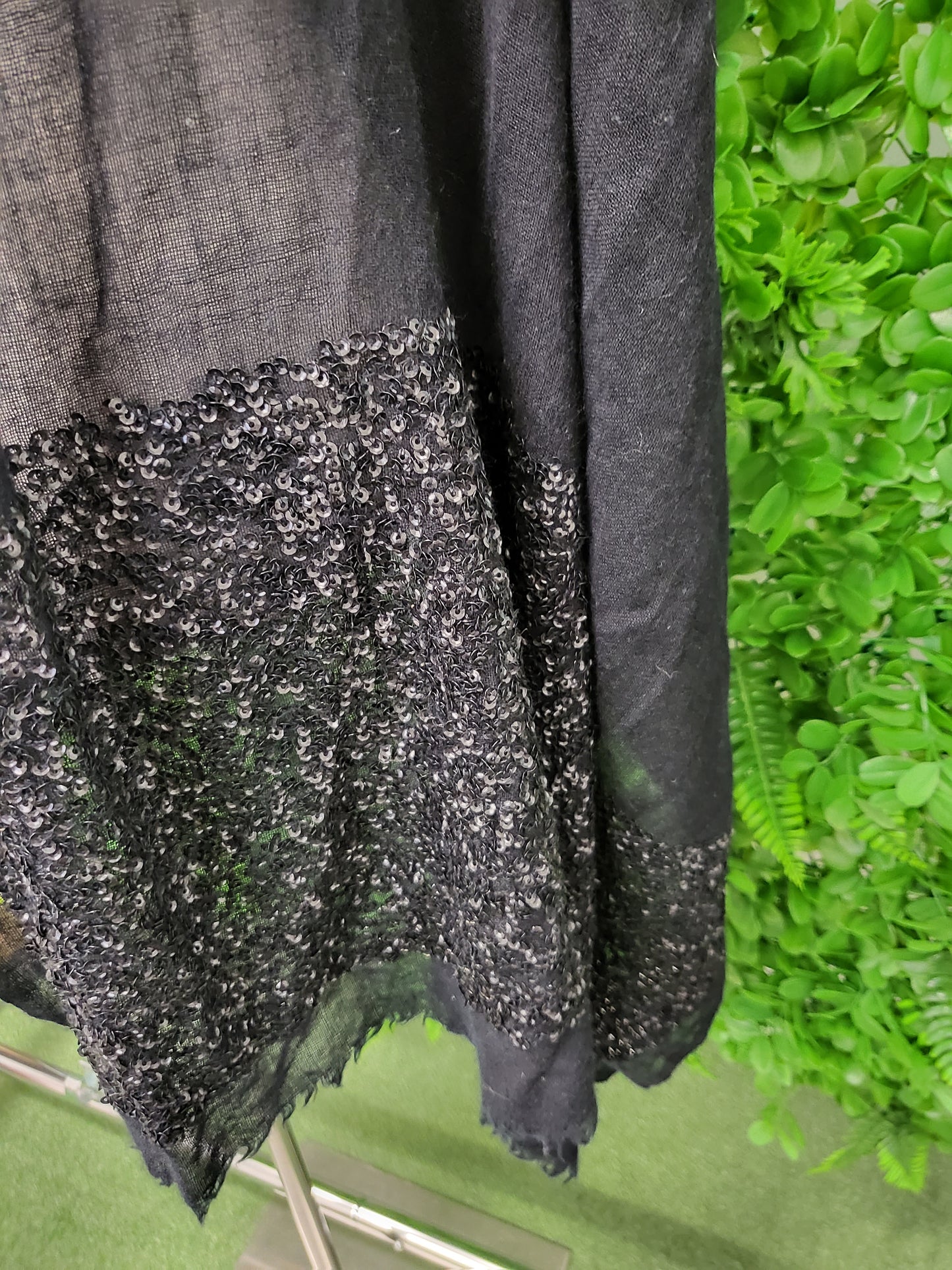 Unknown Black Scarf/Wrap