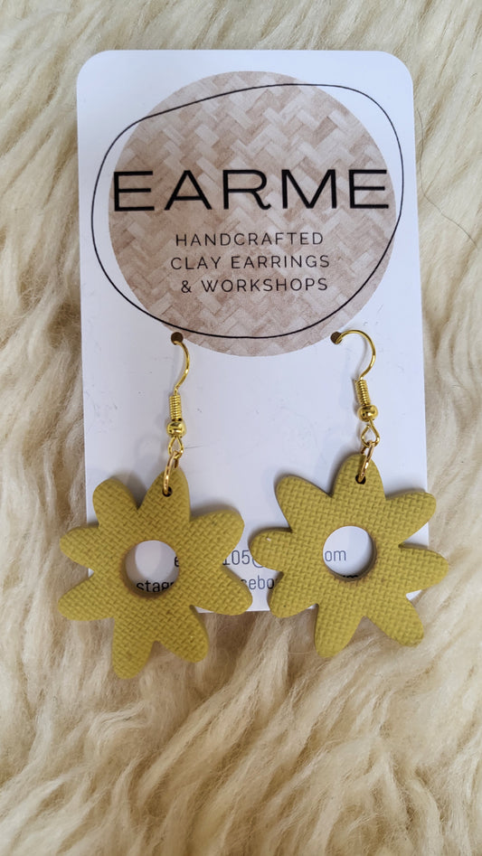 Earme Yellow Flower Earrings NEW
