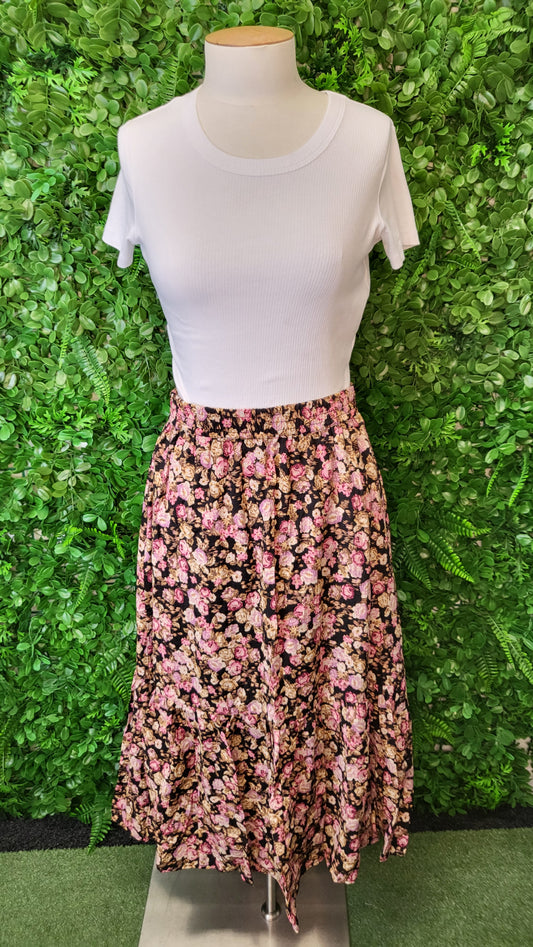Unknown  Floral Skirt (10)