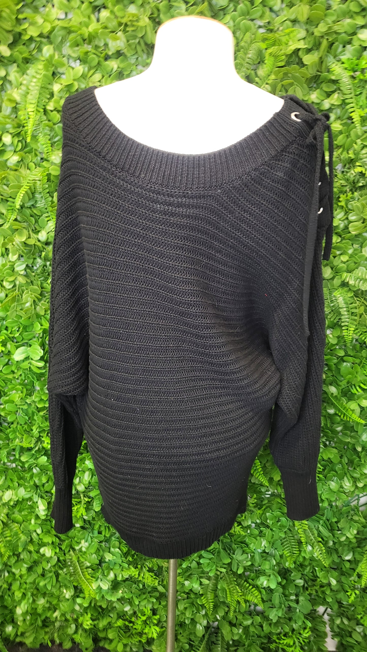 Country Road Black Ribbed Knit (16)
