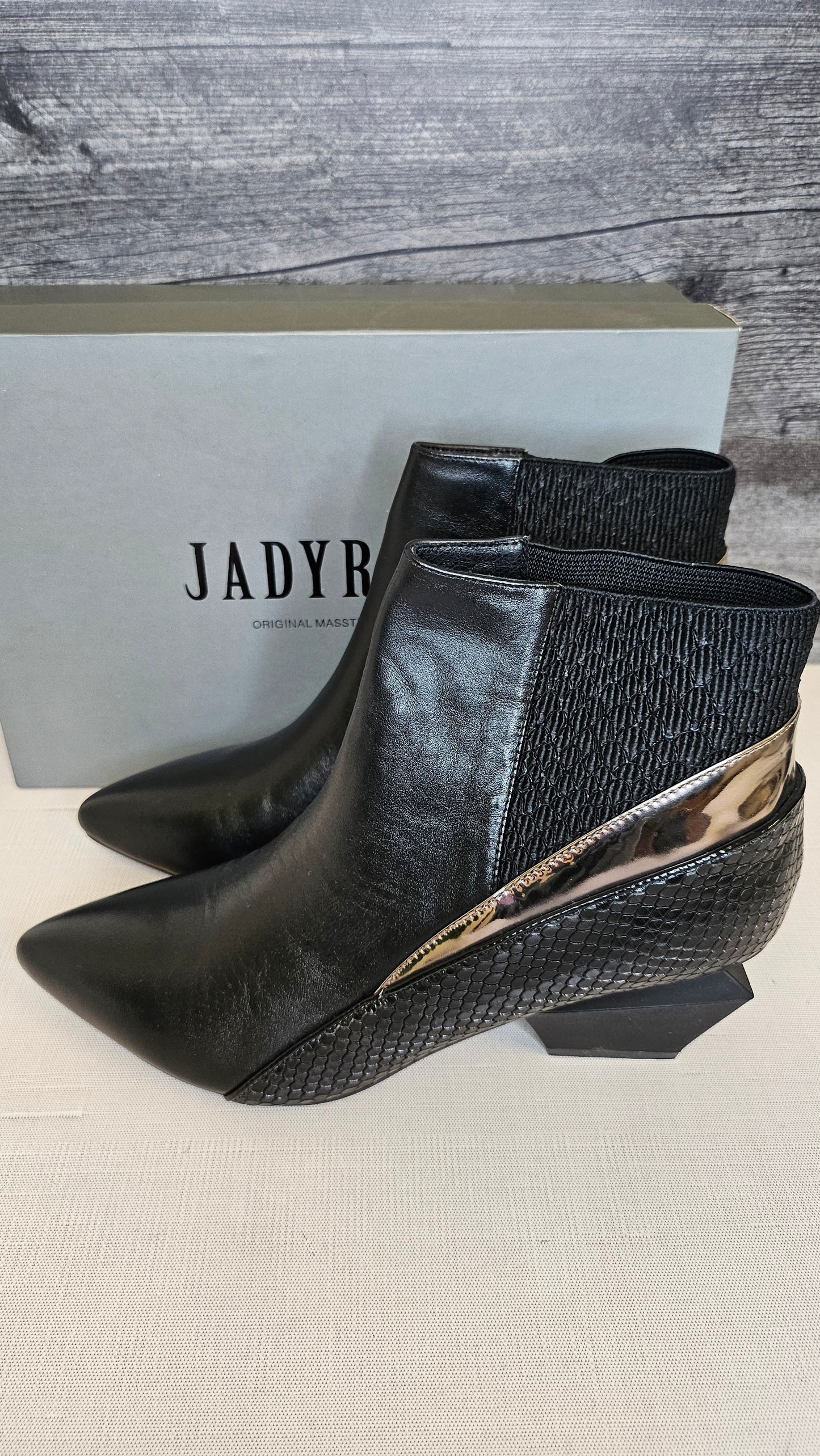 Jady Rose Black Ankle Boots (41)