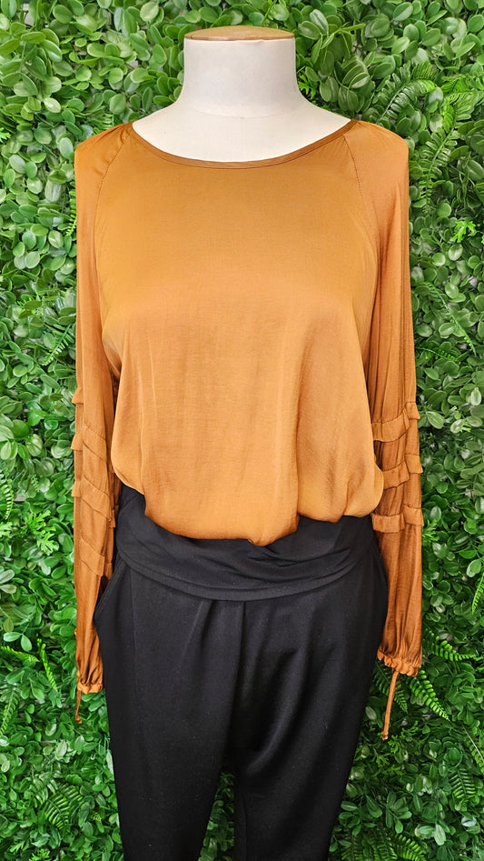 Whistle Gold Satiny Top (12)