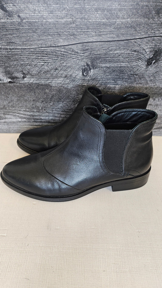 Ziera Black Ankle Boot (40)