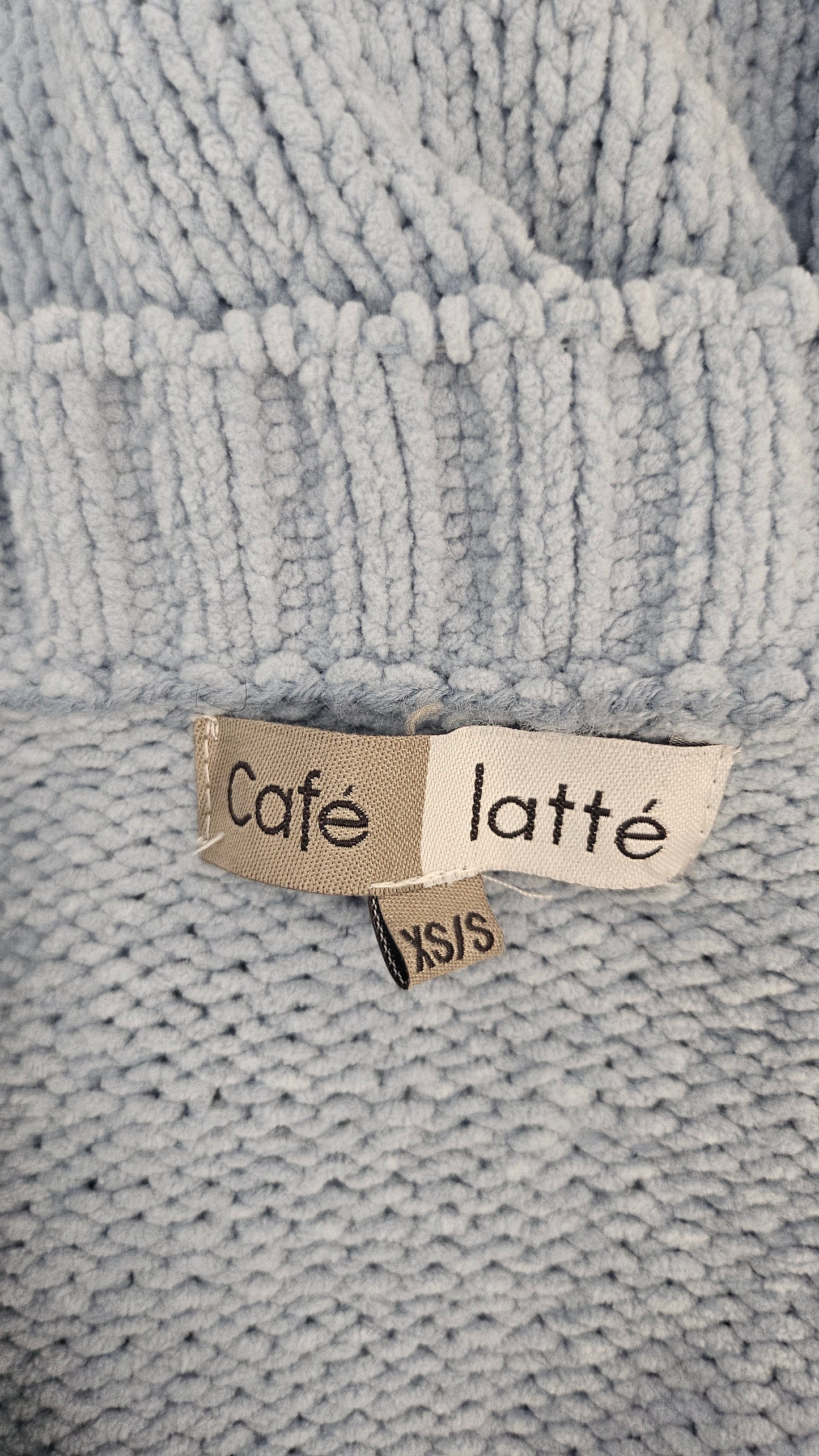 Cafe Latte Blue Cable Knit (16)