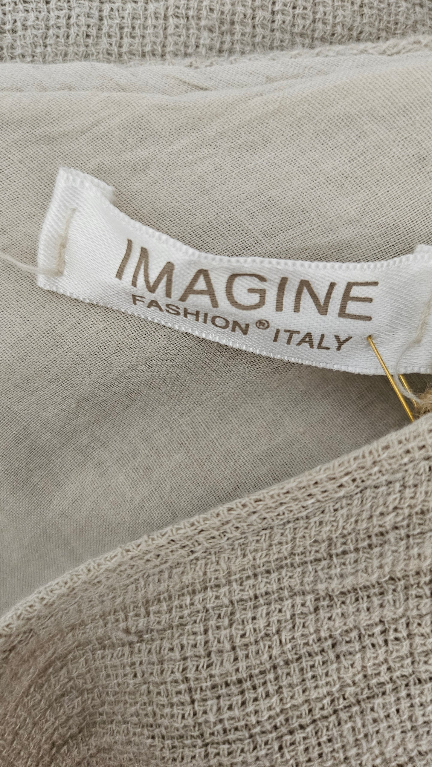 Imagine Italy Beige Floral Top (14)