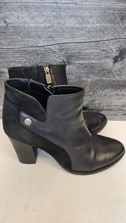 Pulp Noir Black Leather Ankle Boots (40)
