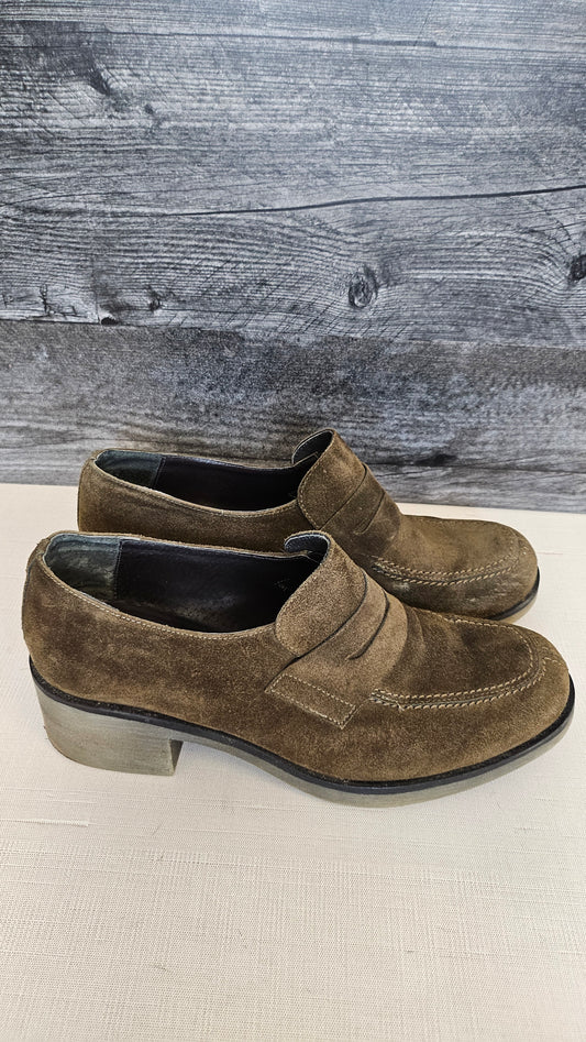 Igualados Brown Suede Loafer style shoe (40)