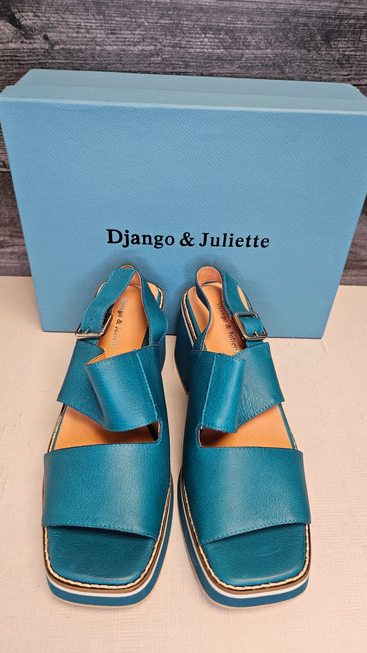 Django & Juliette Peacock Chunky Heel NEW (40)