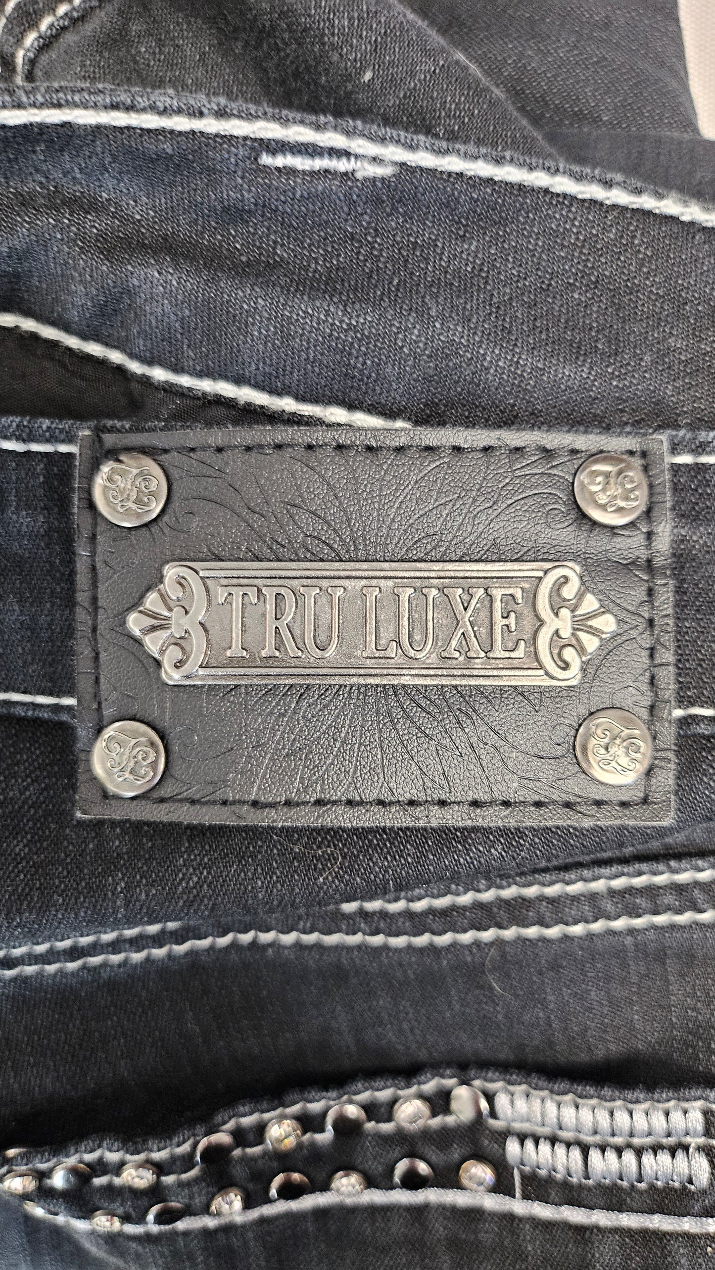 True Luxe Black Stitch Jean (16)