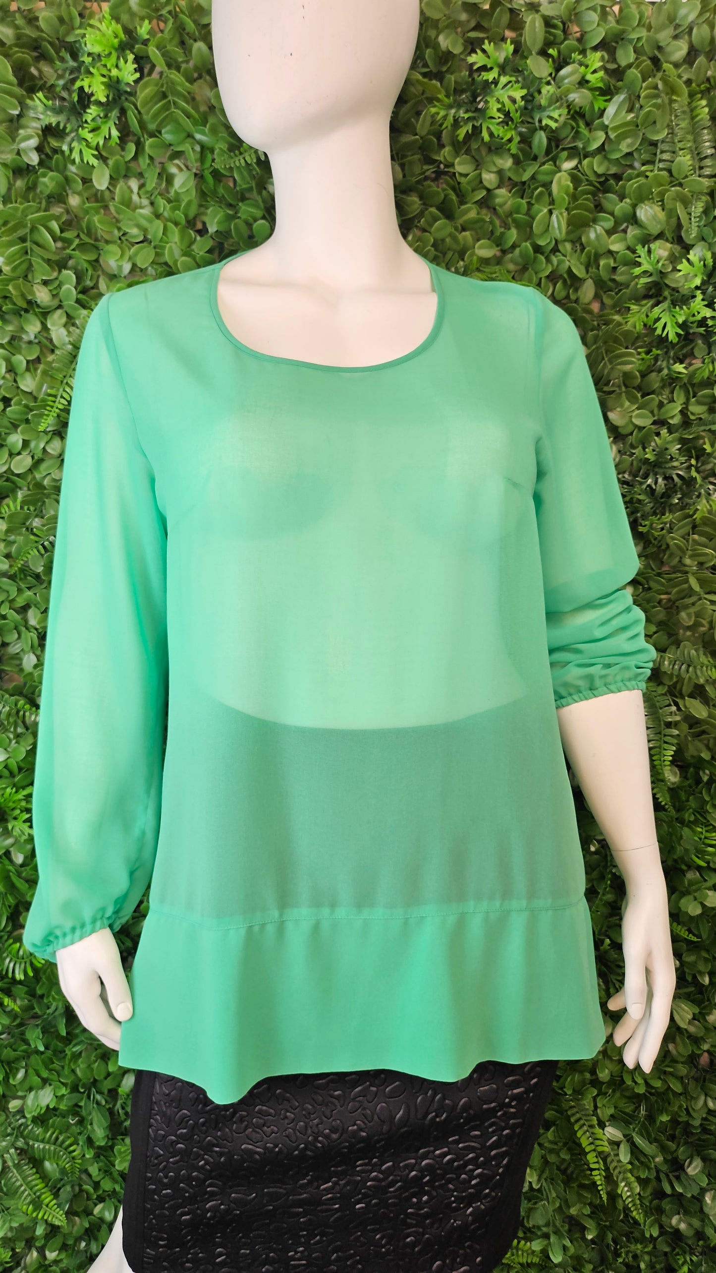 Chocolat Green Sheer Tunic Top (18)