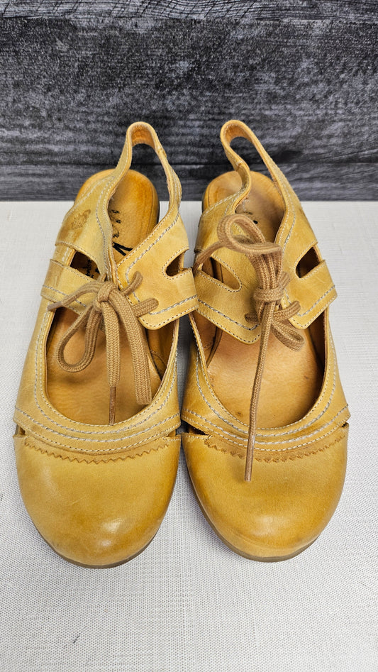 Yokono Mustard Lace Up Mary Jane (37)