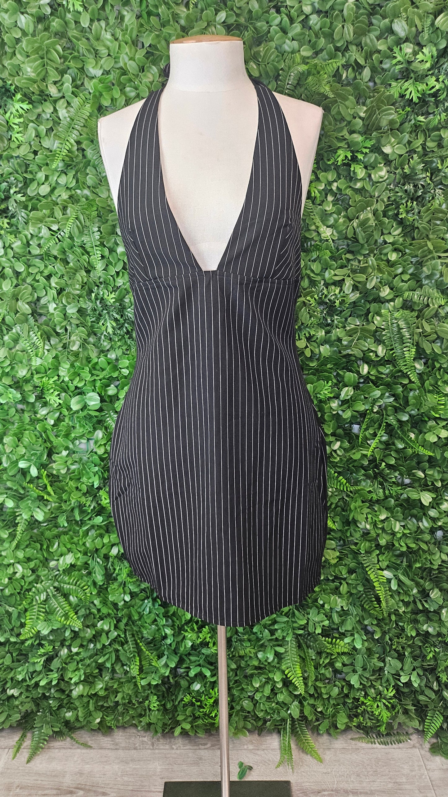 Motel Black/White Pinstripe Dress (12)