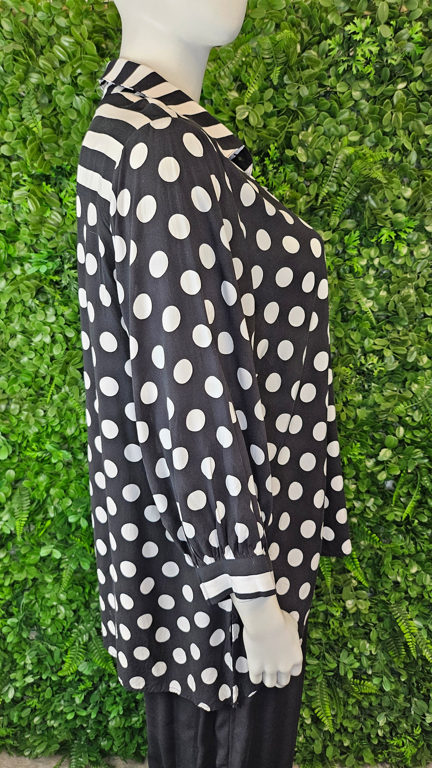 TS B/W Spots & Stripes Shirt (22)