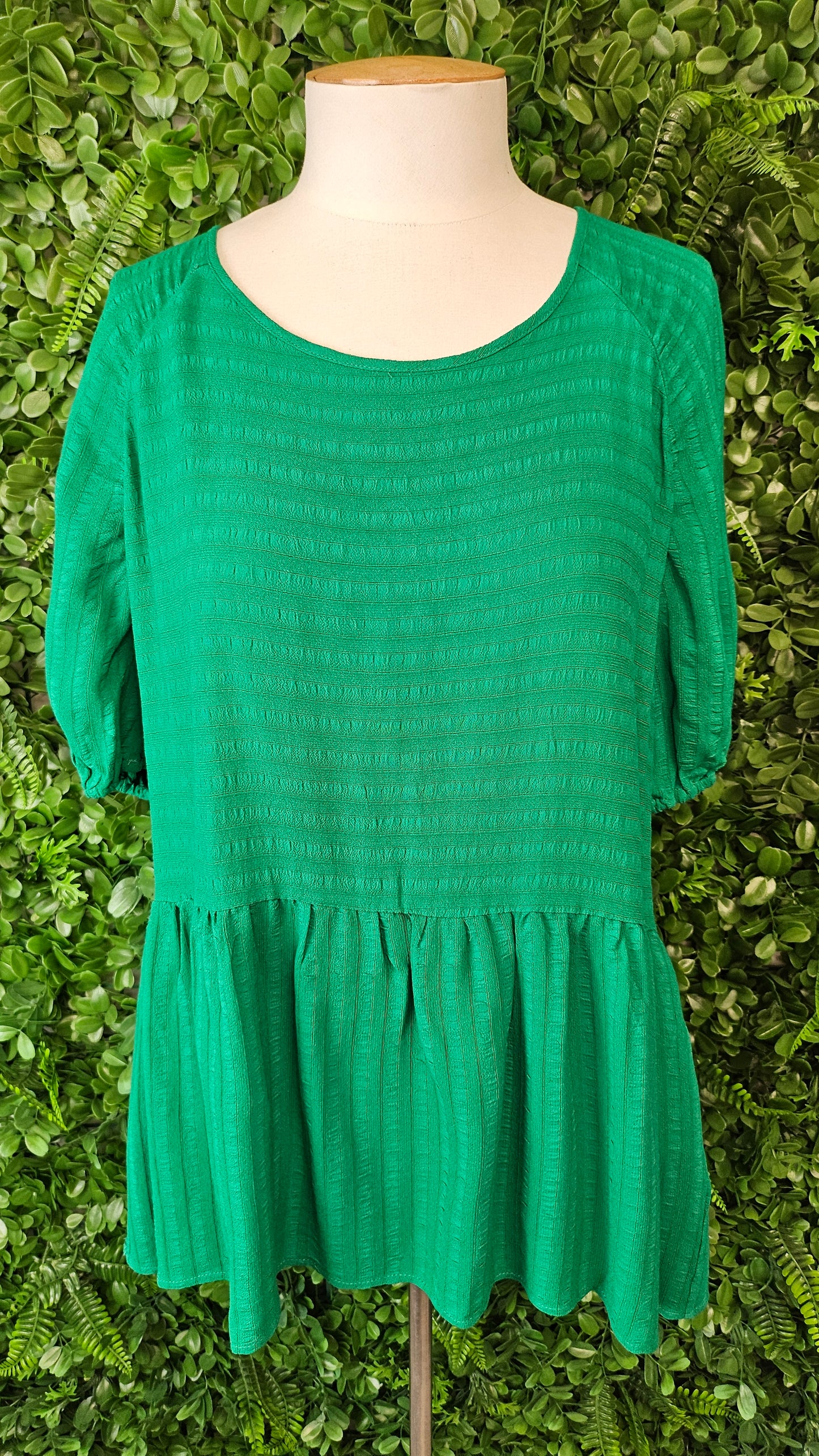 Et Alia Green Drop Hem Top (10-12)