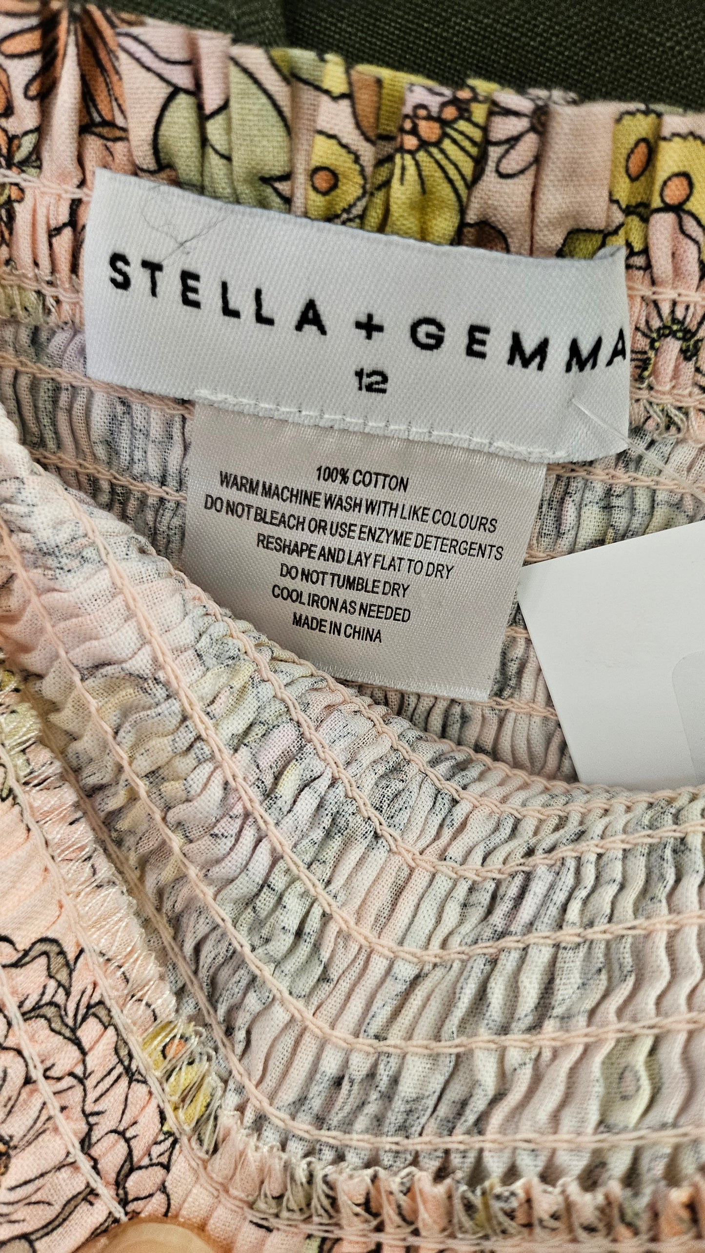 Stella+Gemma Floral Shirred Waist Skirt (12)