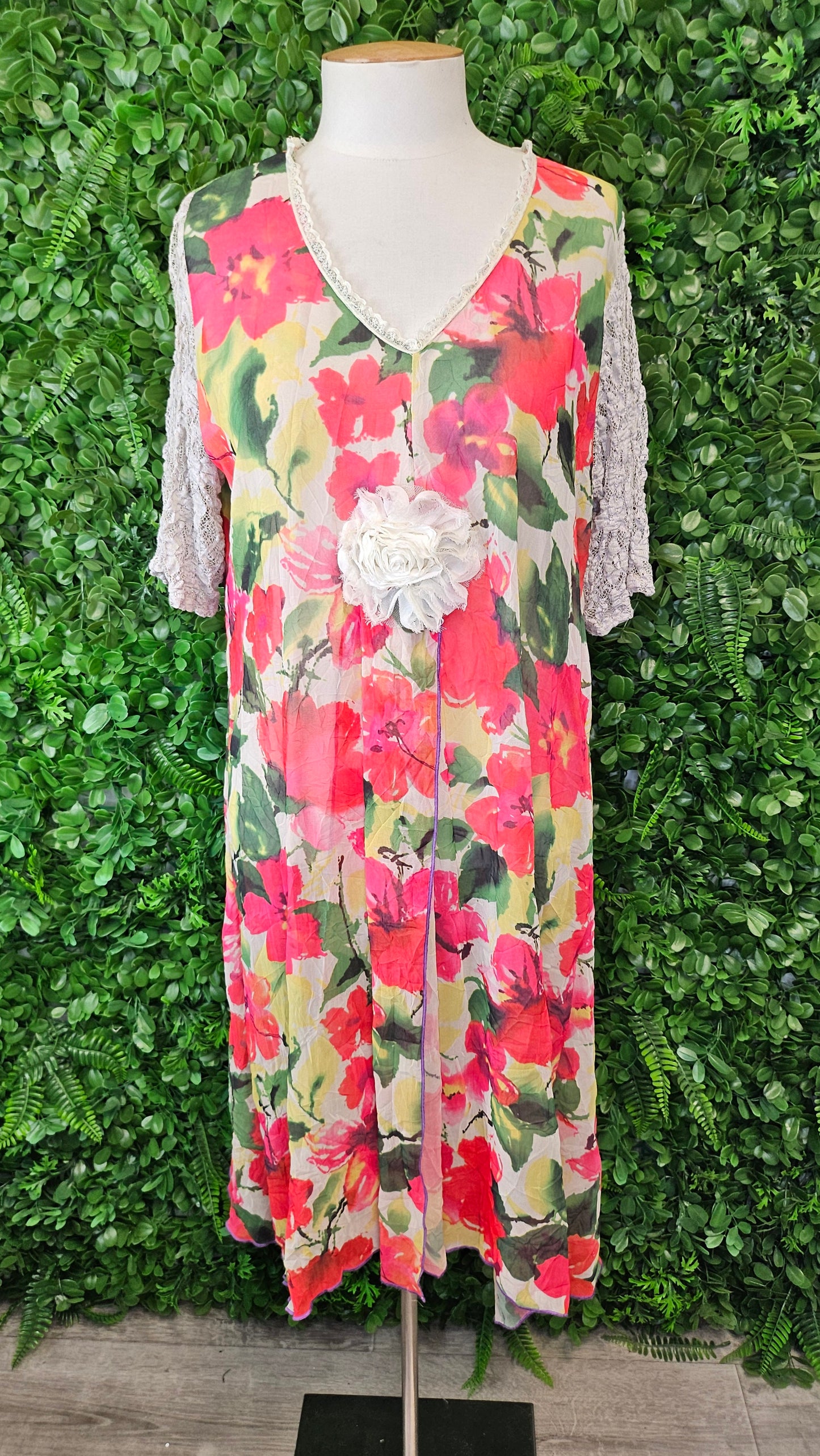 V Designs  Floral Layering Dress (14-16)