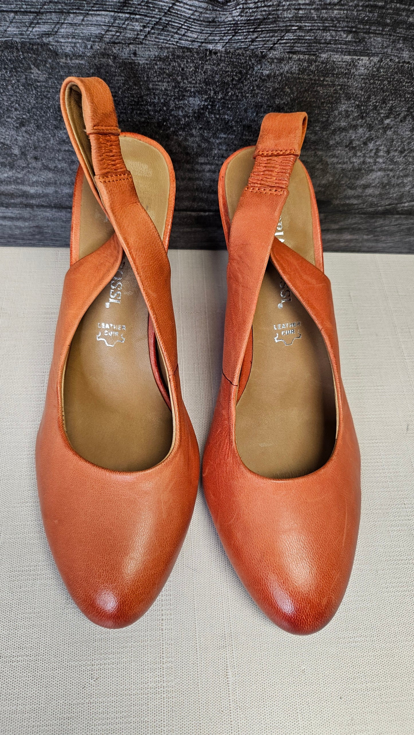 Valeria Grossi Orange Leather Slingback (36)