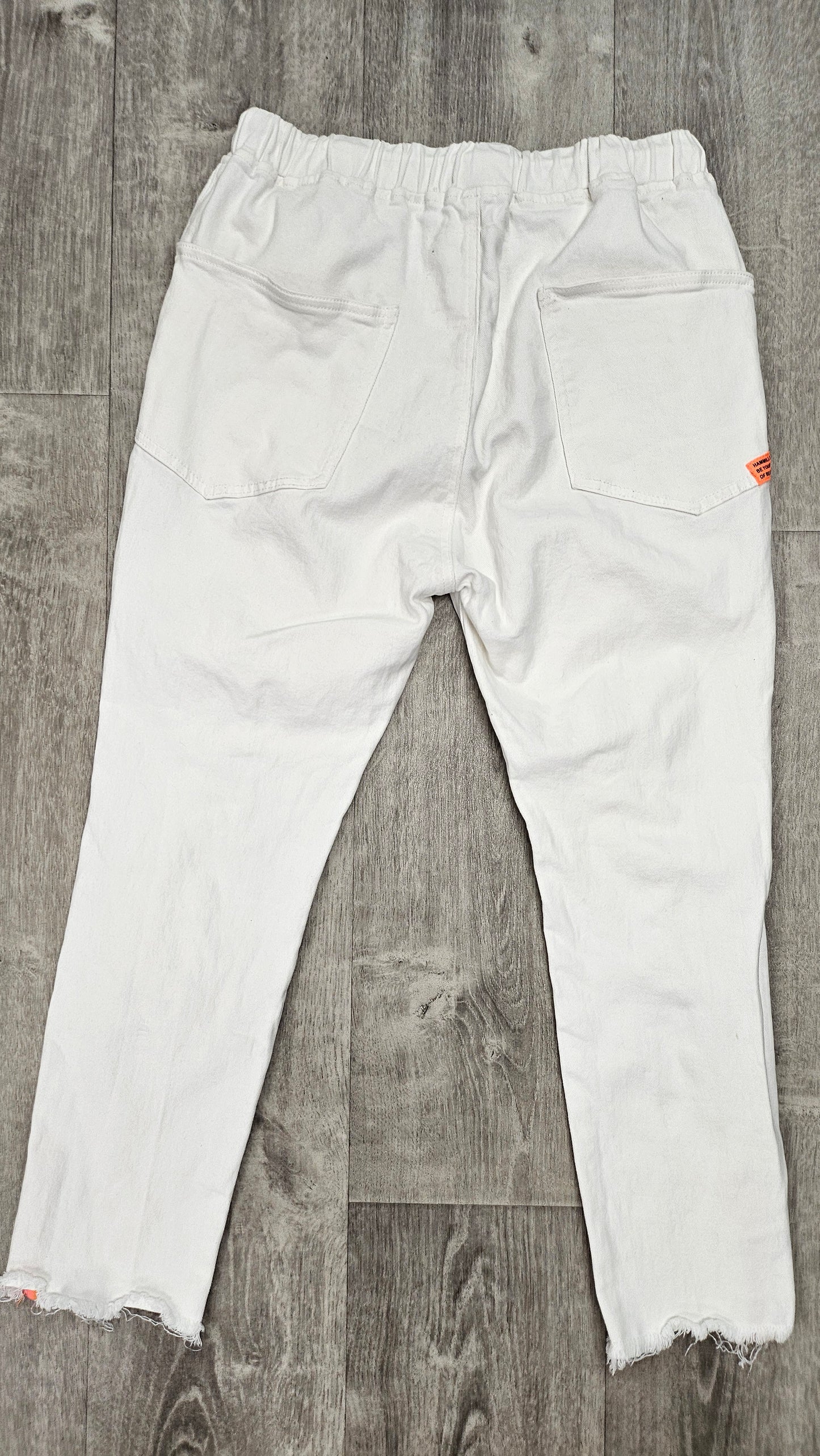 Hammill + Co White Distressed Jogger (12)