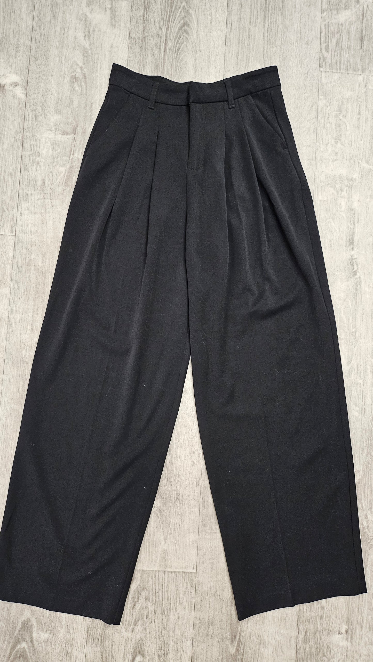 Bershka Black Wide Leg Pant (8)