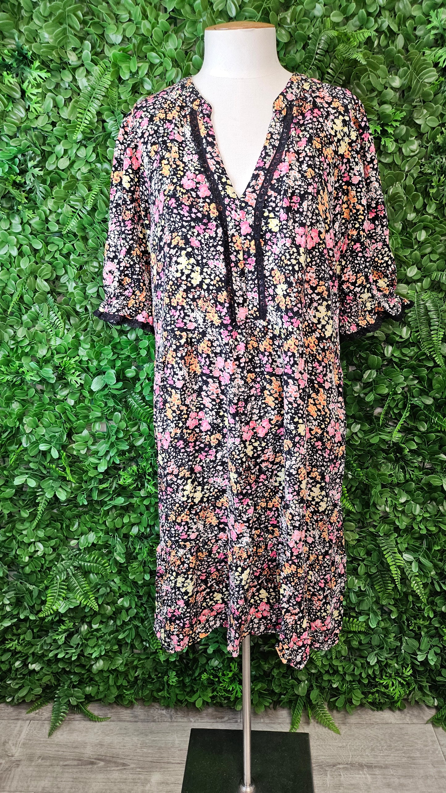 Coco&Belle  Floral Dress (18-20)