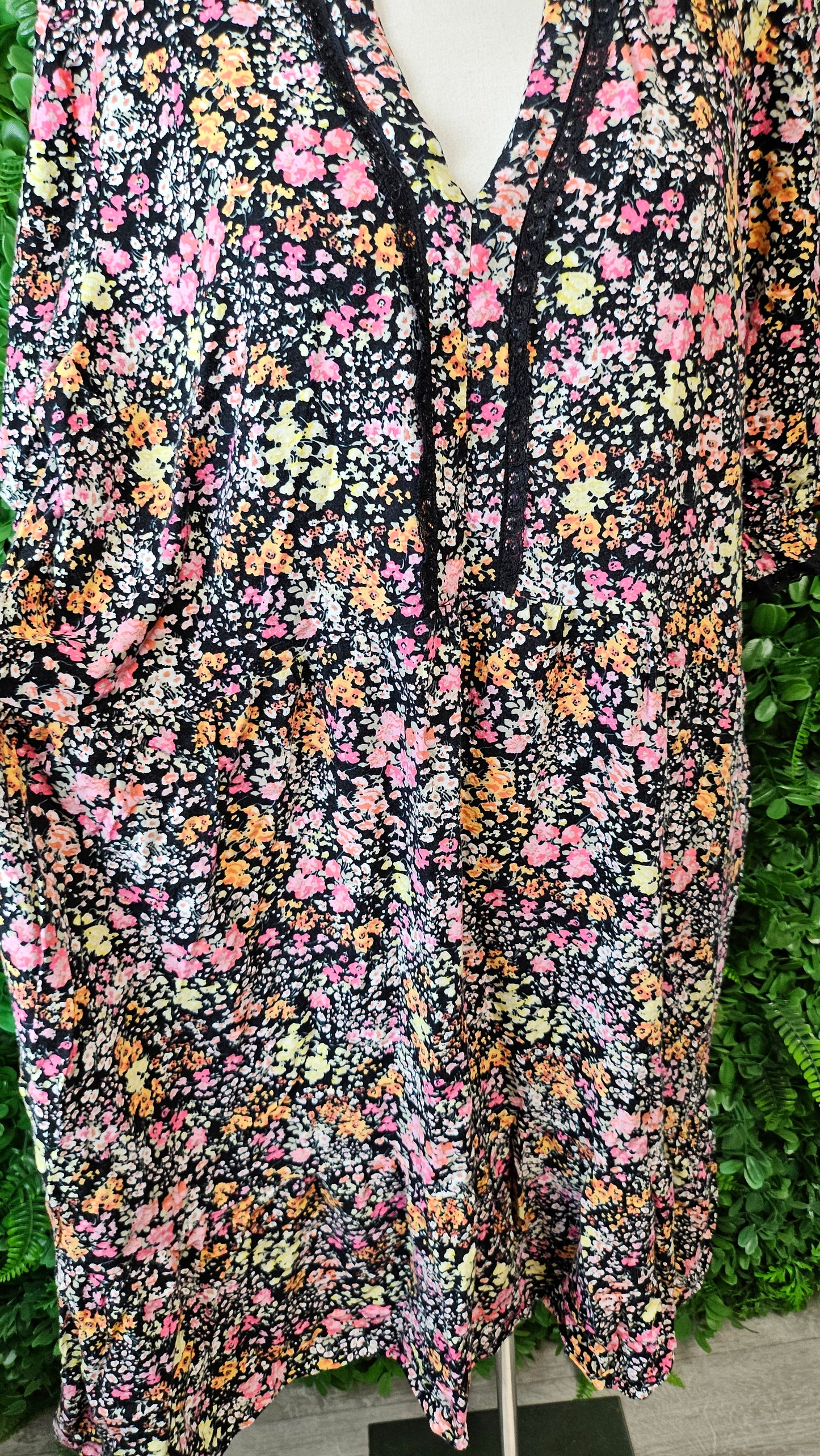 Coco&Belle  Floral Dress (18-20)