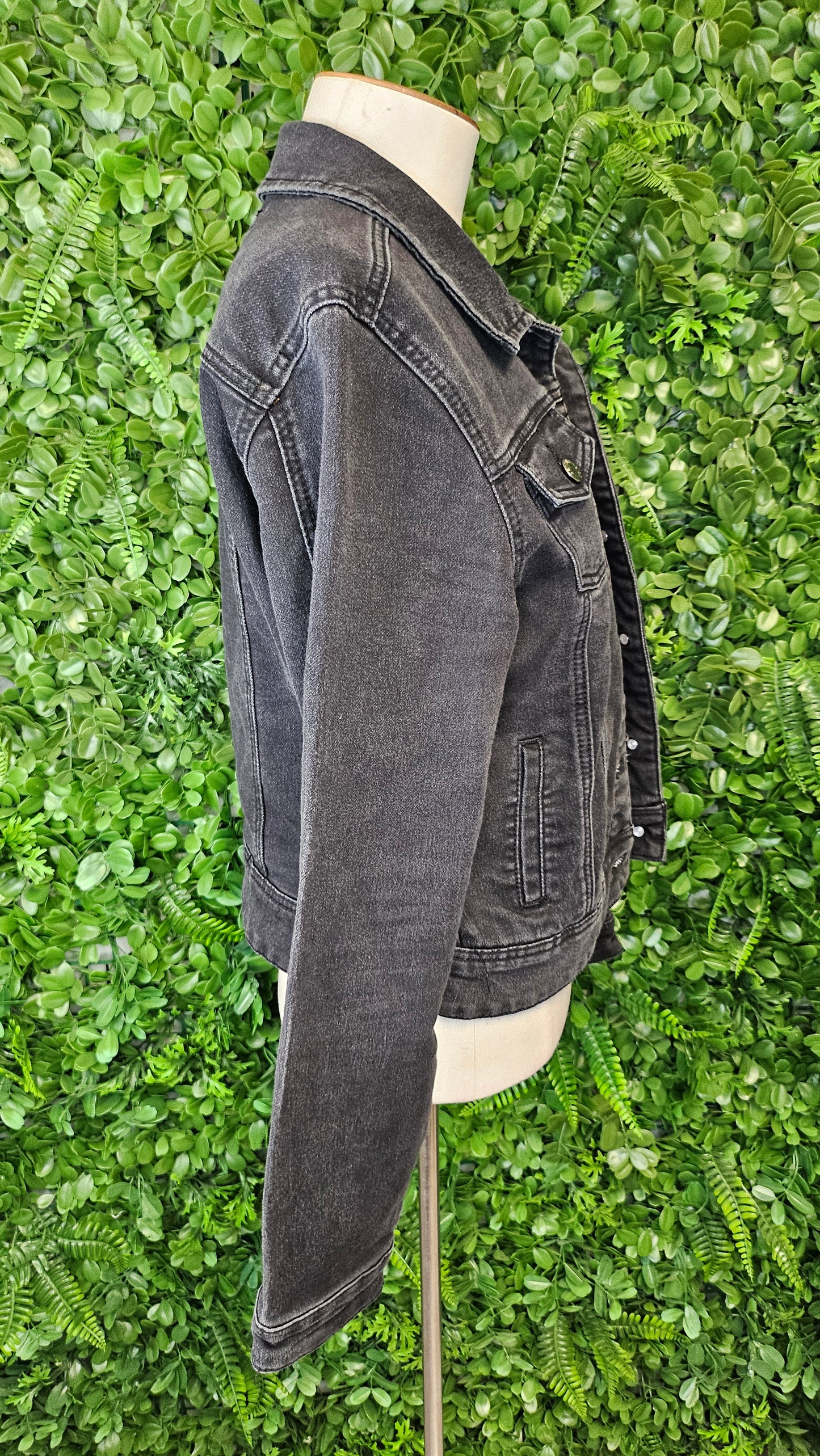 Betty Basics Black Denim Jacket (12)