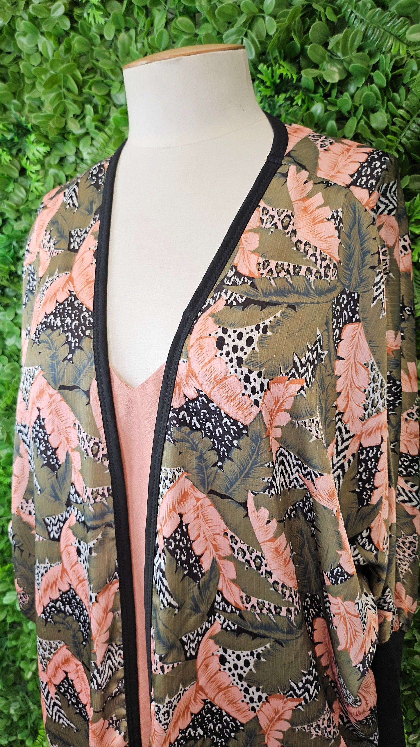 Mi Moso Tropical Print Kimono Cardi (10)