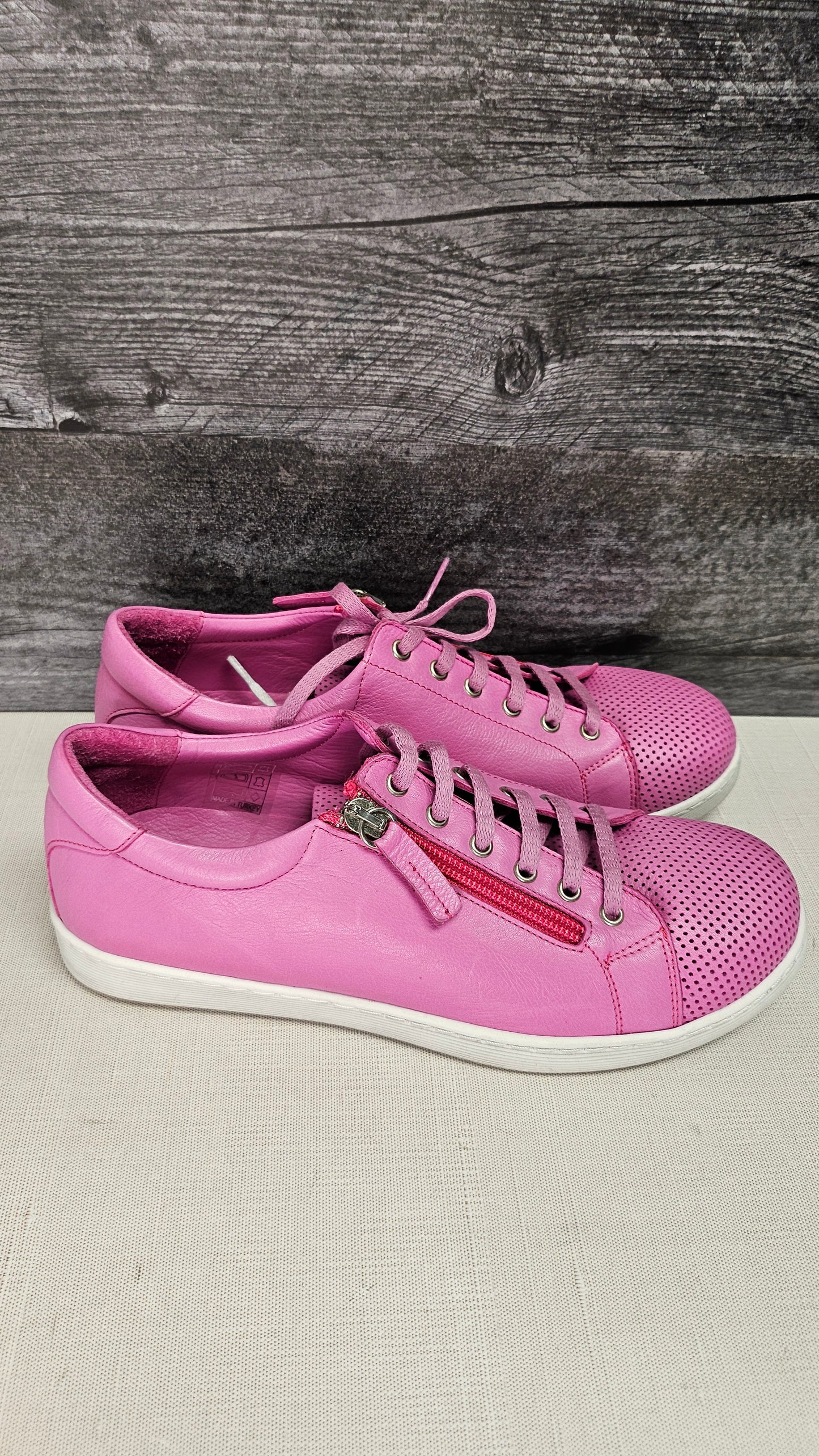 Rilassare  Pink Sneaker (38)