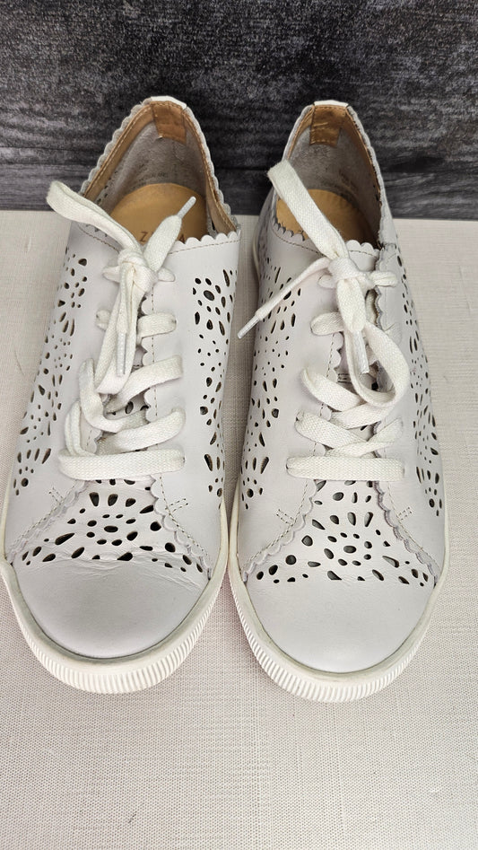 Ziera Off White Leather Sneakers (38)