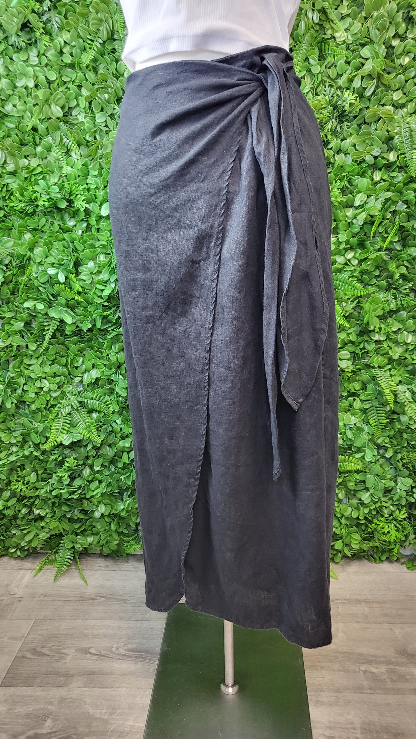 Country Road Black Linen Wrap Skirt (12)