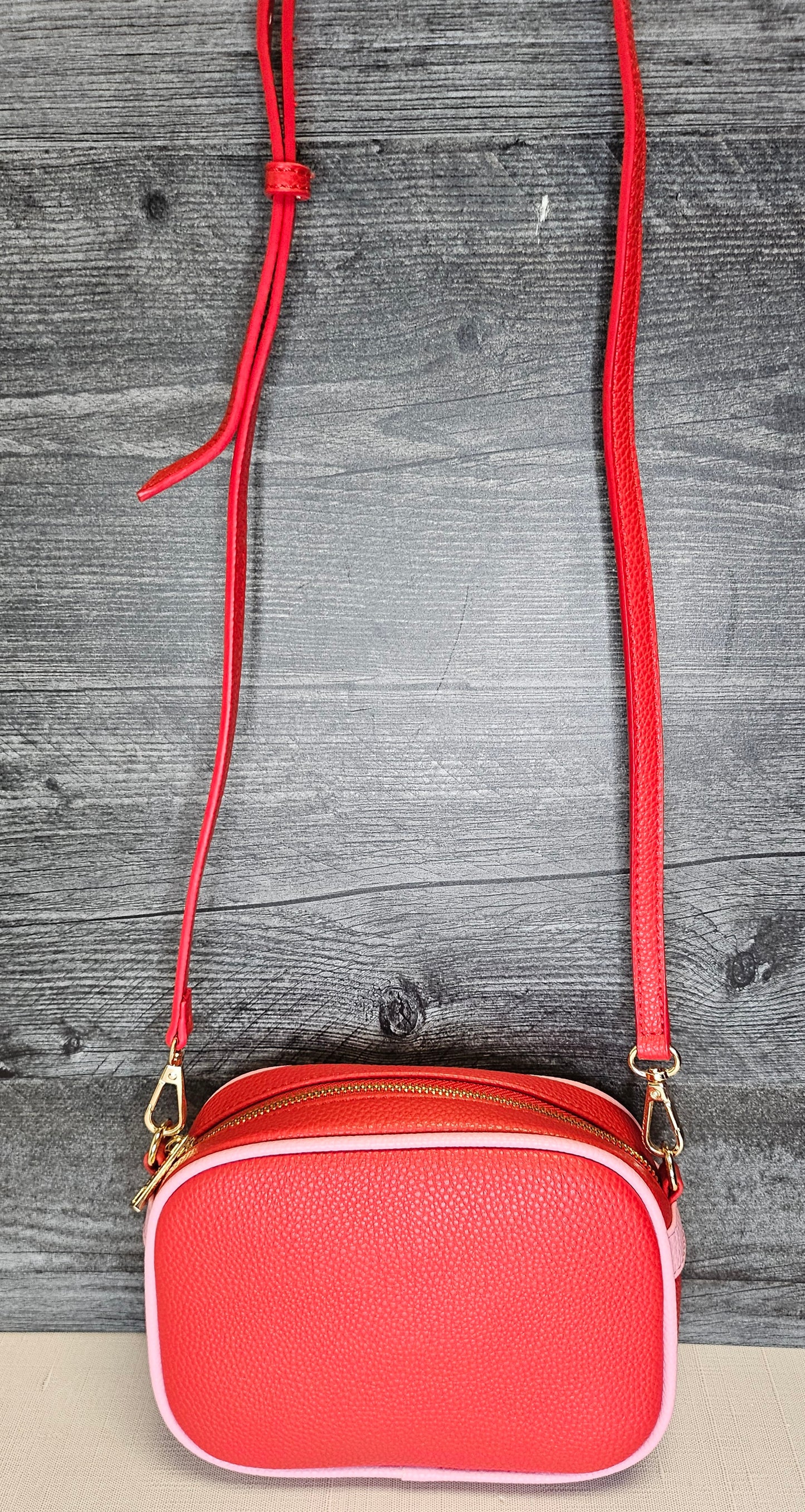 Antler Red Aggie Bag W19cmx D7cmx15cmh