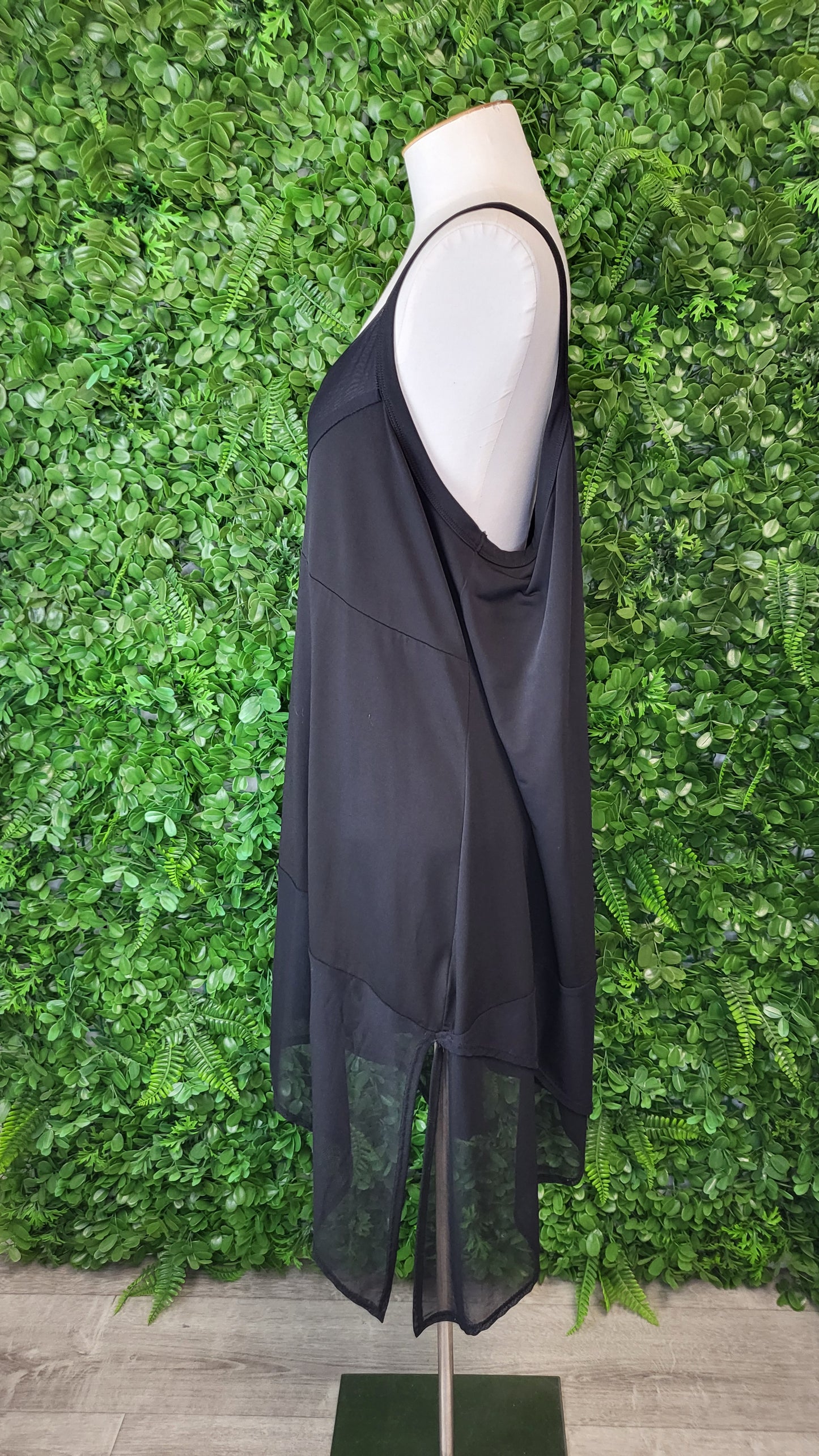 TS Black Layering Tank (20-22)