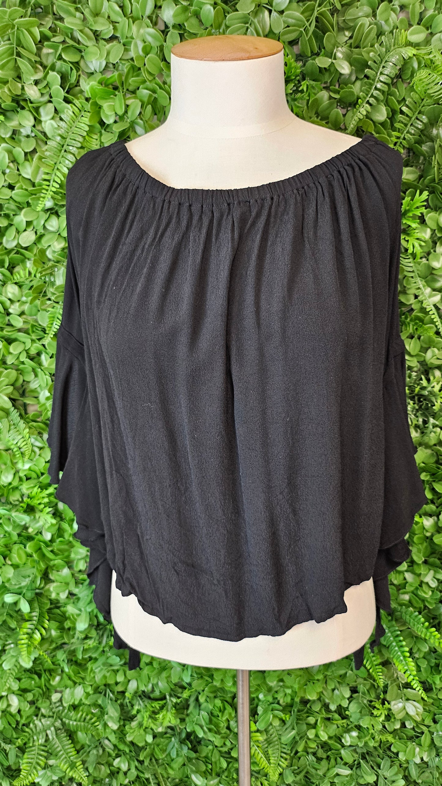 Eb & Ive Black Off Shoulder Top (12-14)