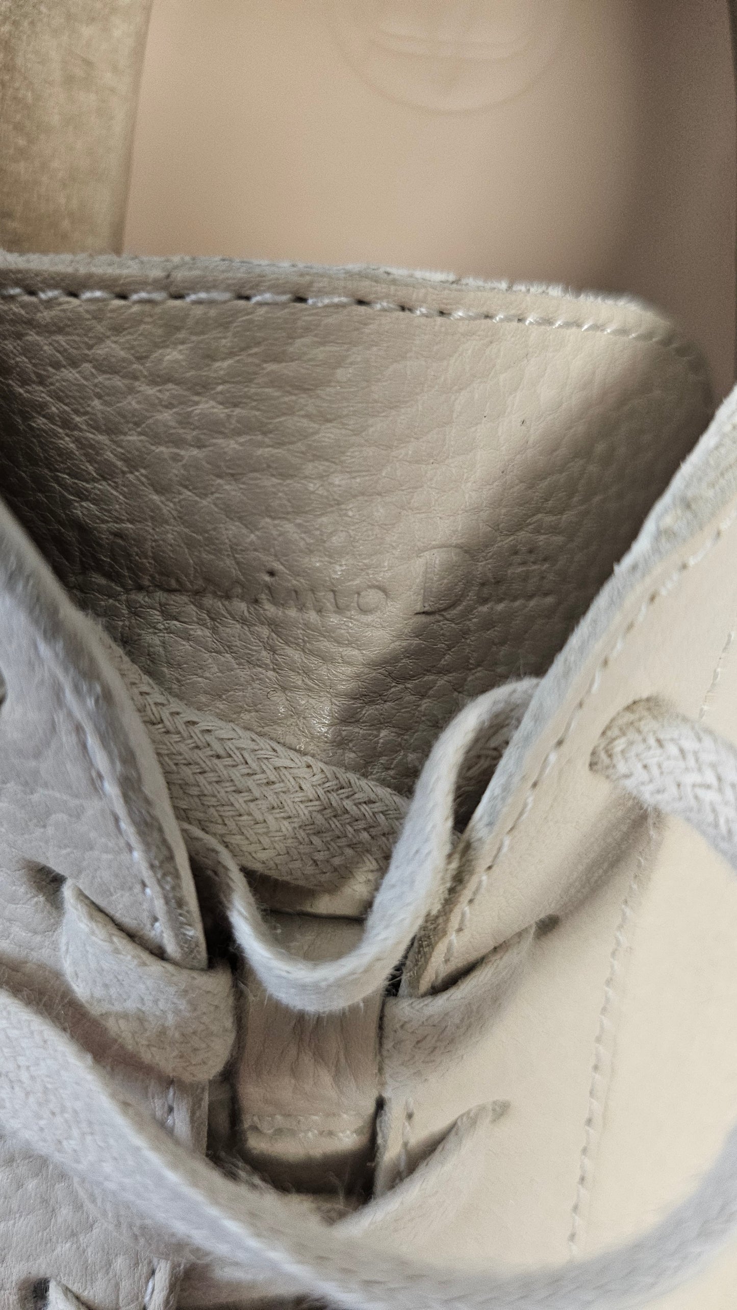 Massimmo Dutti Cream Leather Sneakers (37)