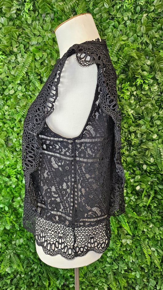 Decjuba Black Lace Top 8