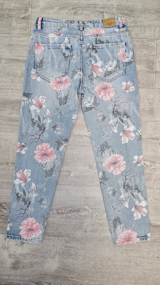 Art:y Floral Denim Rip Jean 8