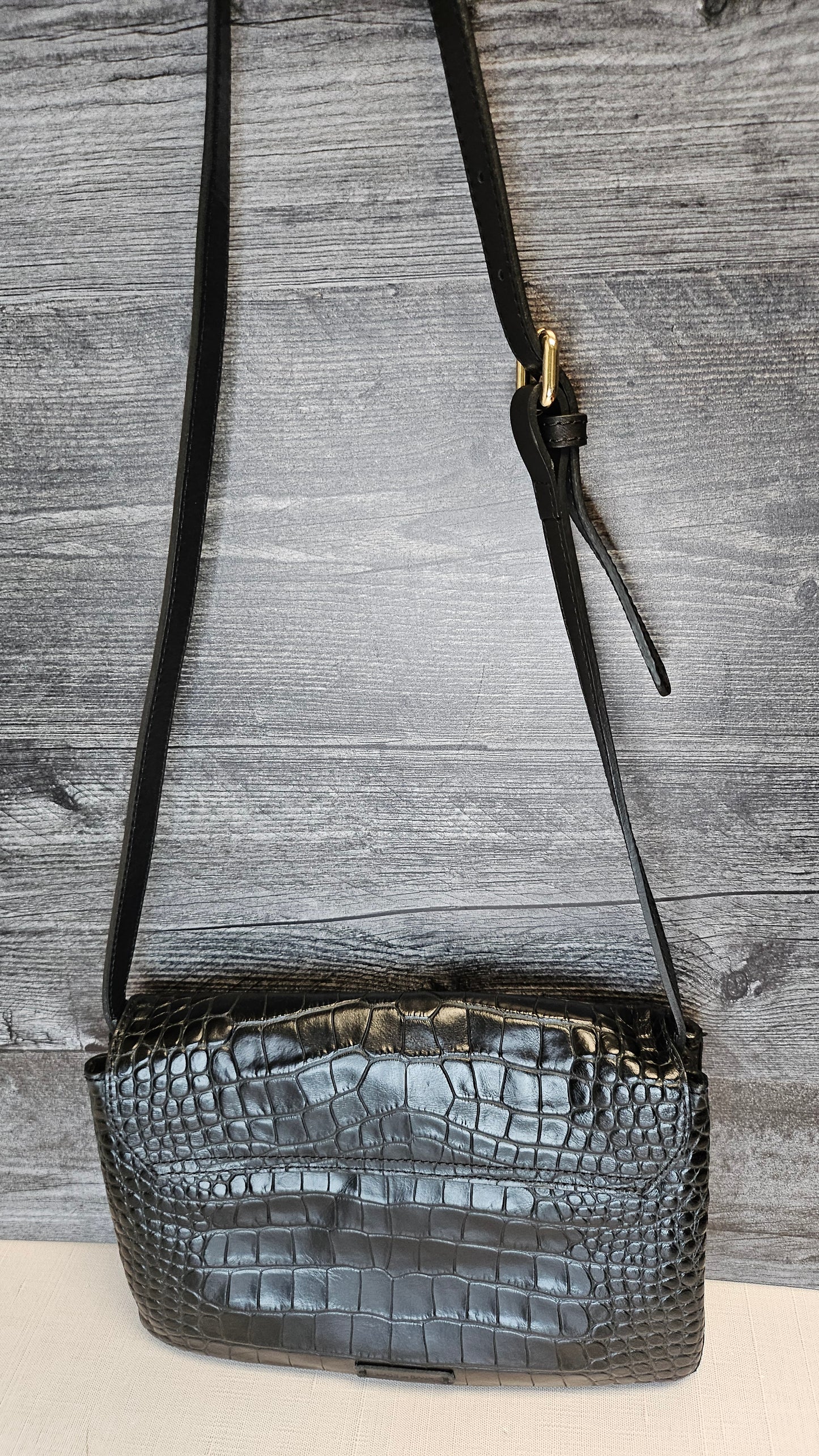 Massimmo Dutti Black Leather Crossbody 20x26x12