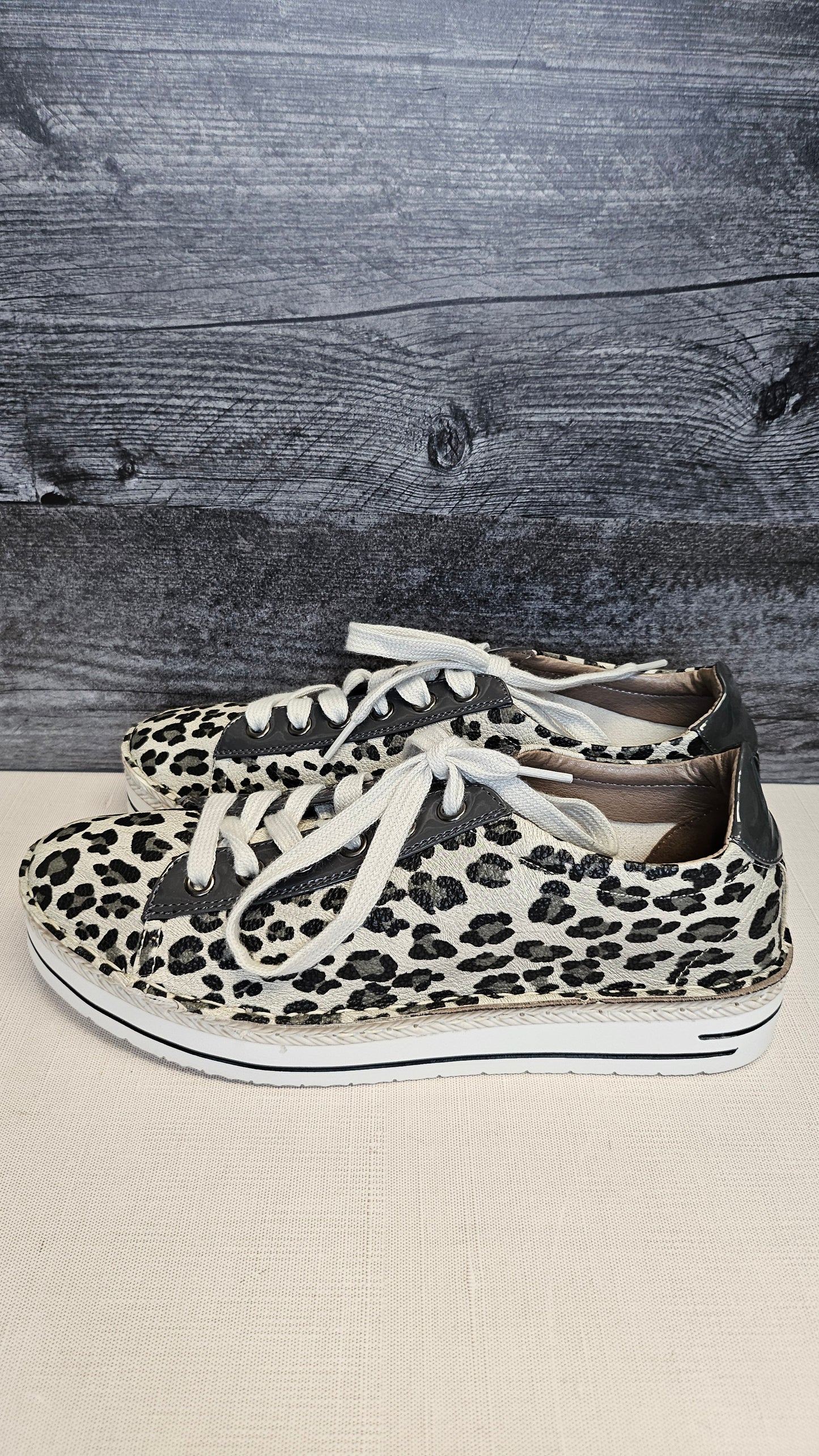 Maher  Animal Print Sneaker (39)