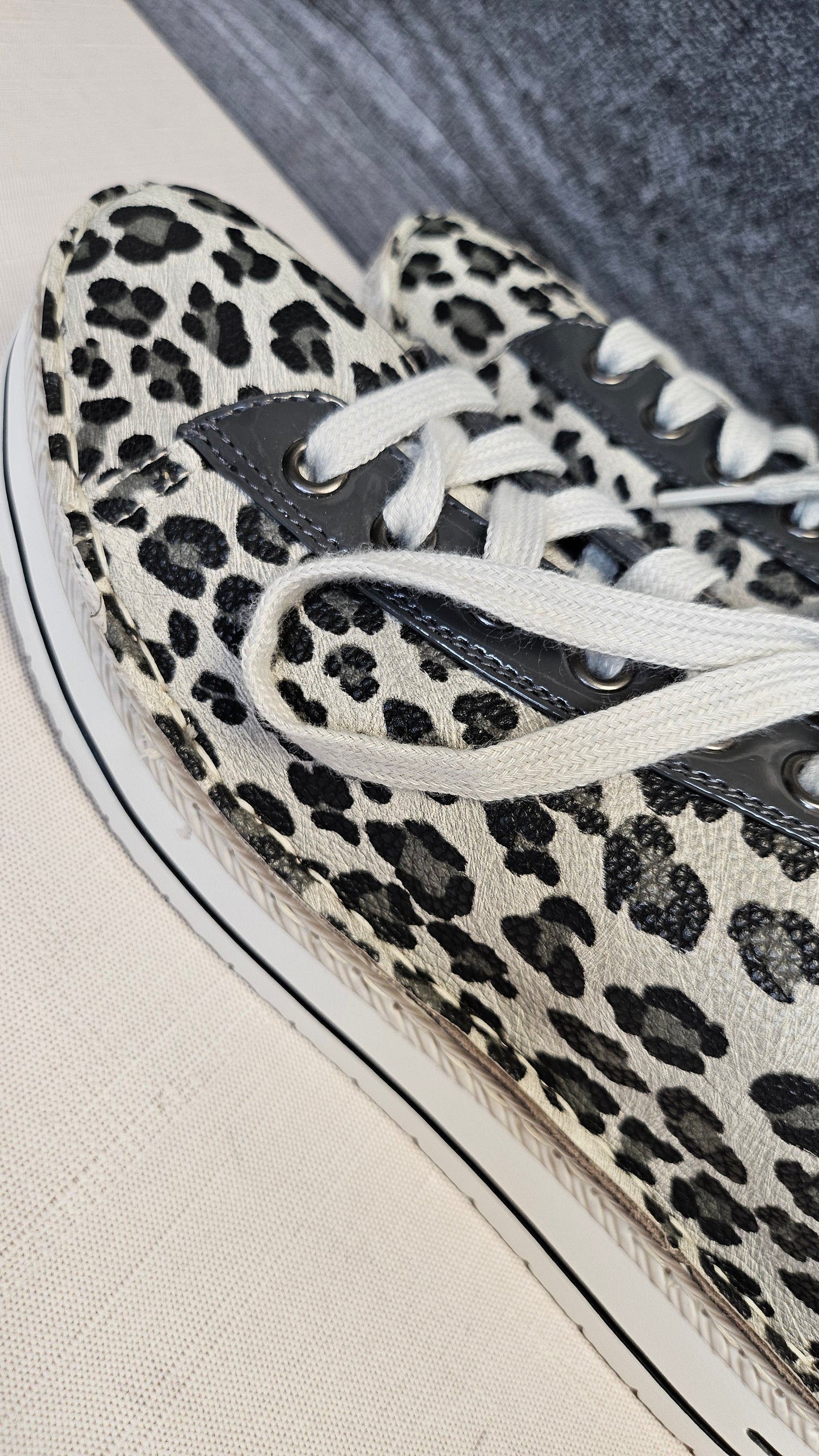 Maher  Animal Print Sneaker (39)