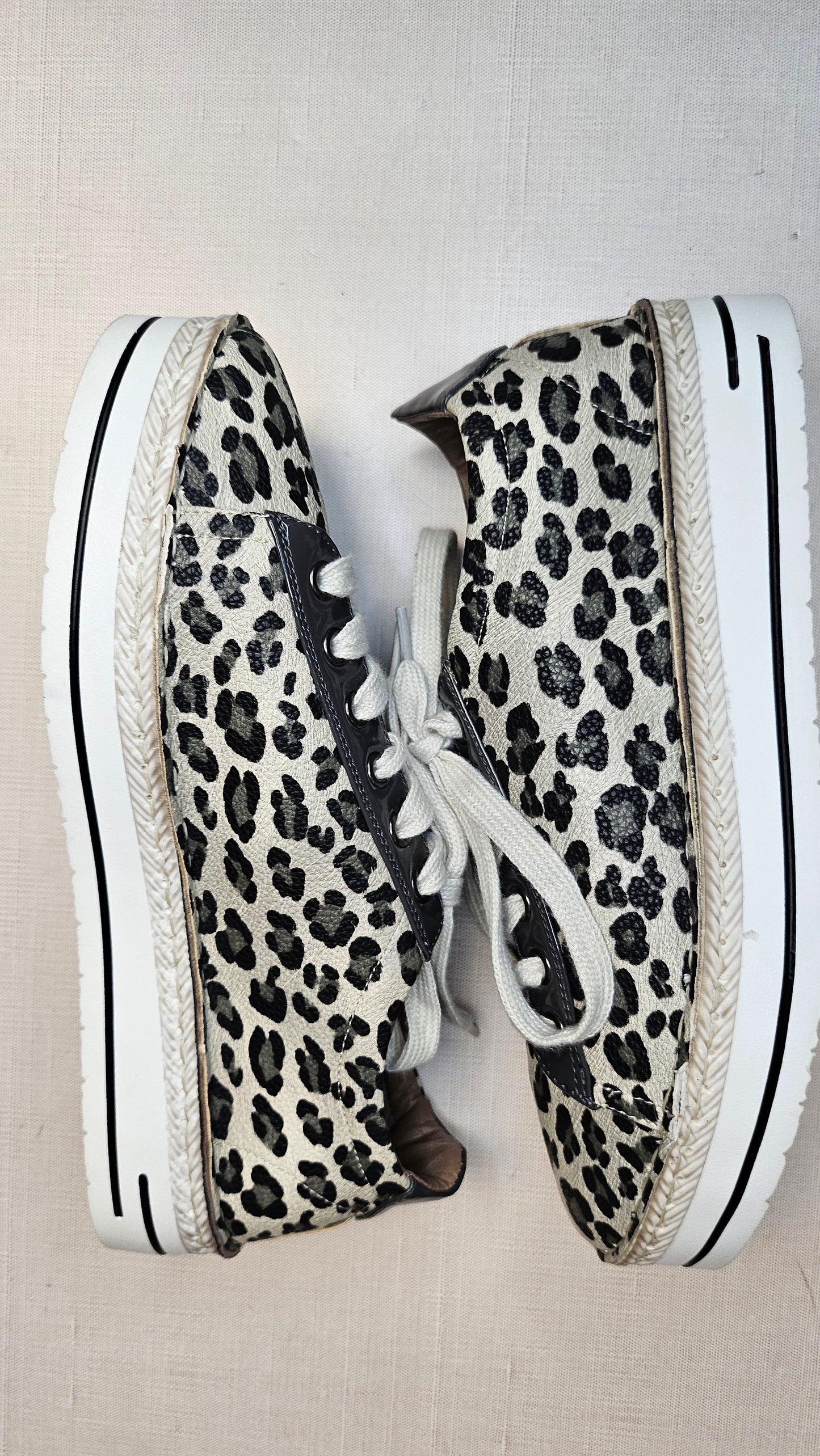 Maher  Animal Print Sneaker (39)