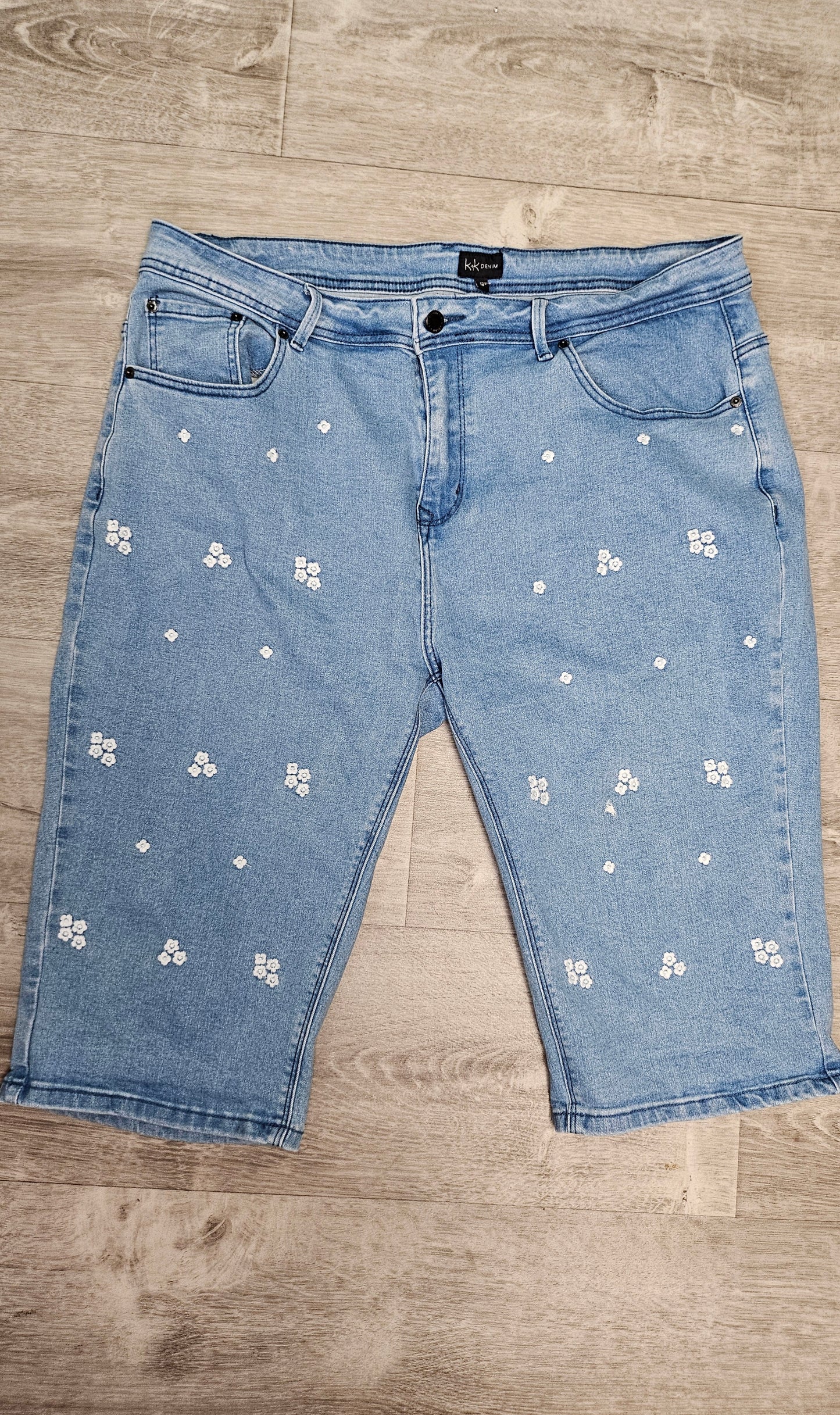 K&K Light Denim Shorts (18)