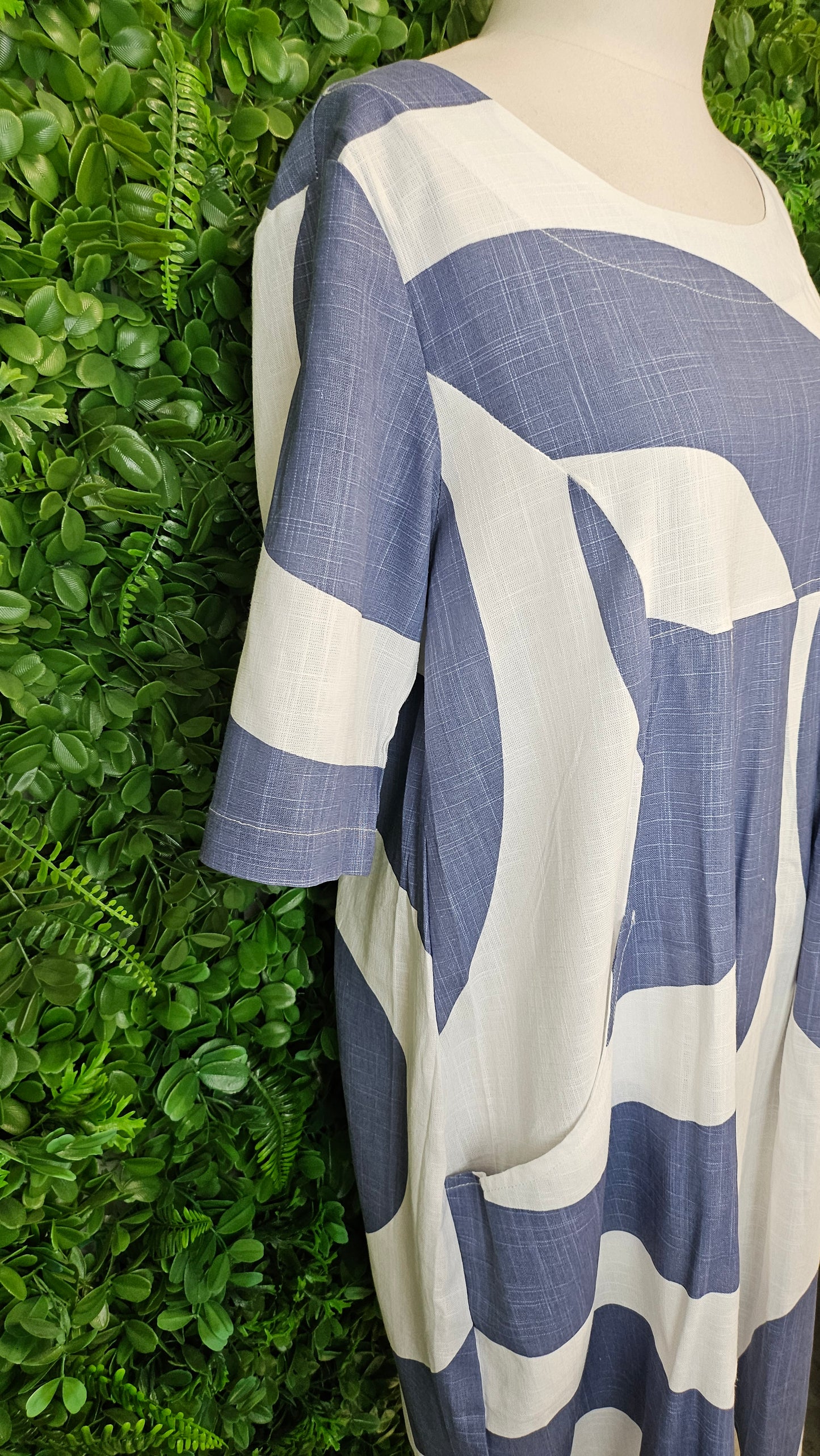 Ruby Rain Blue/White Linen Dress (10)