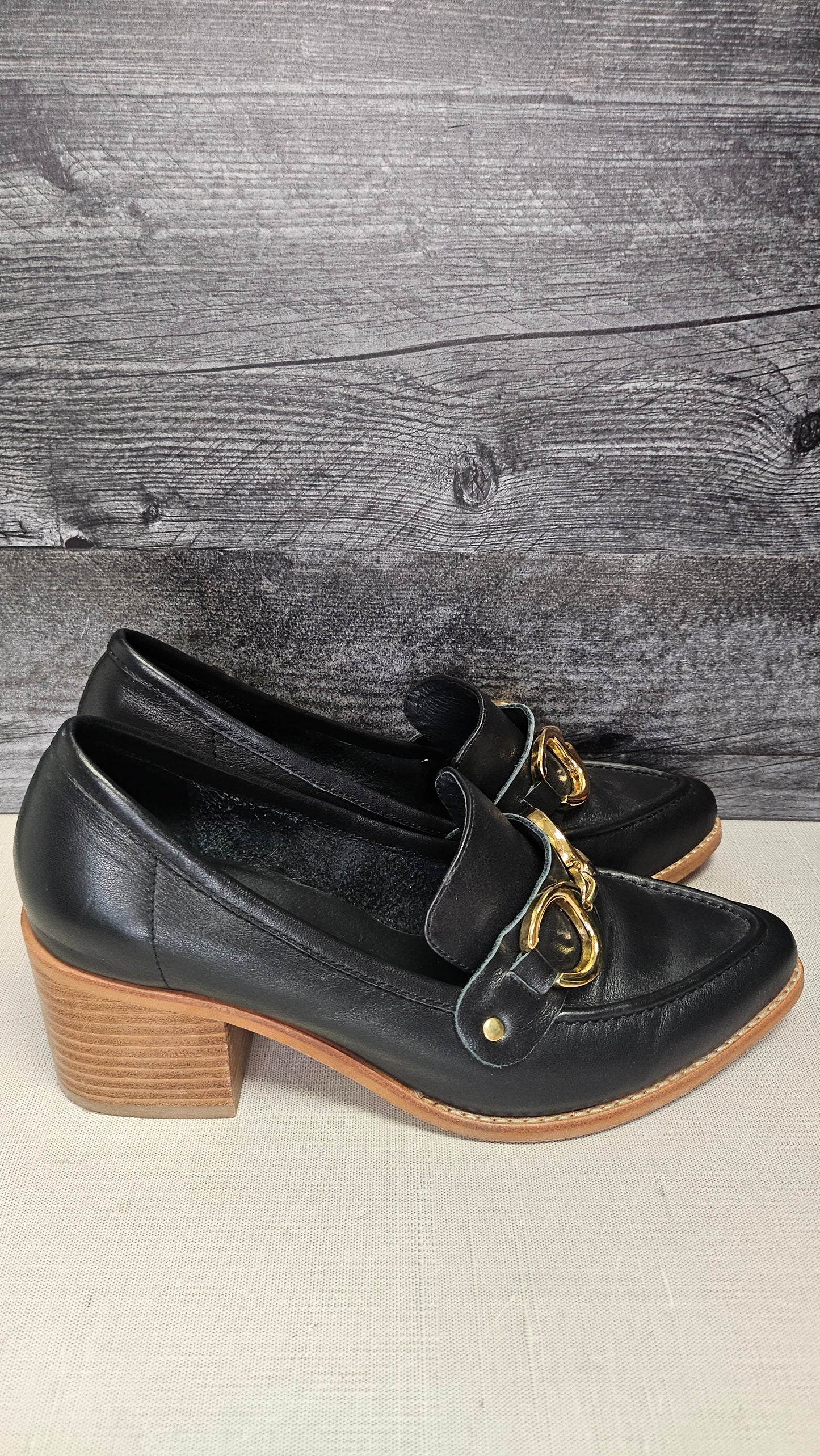 Andrea Biani Black Leather Loafer (40)