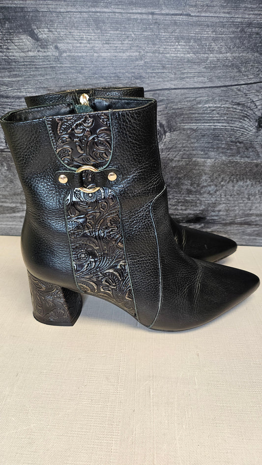 Capelli Rossi Black Textured Boot (39)