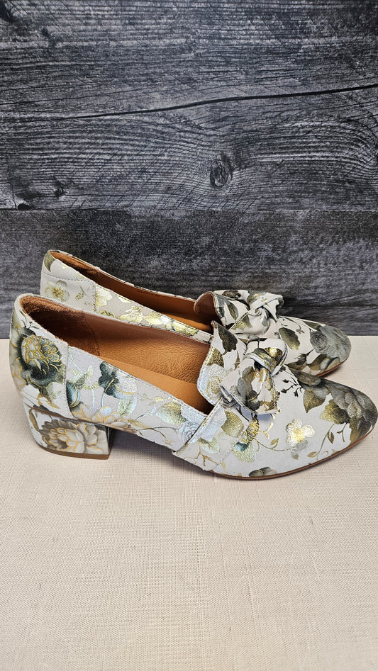 Bresley  Floral Slip On Heel (40)