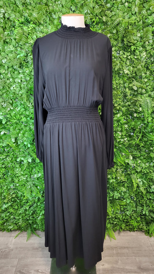 Stella+Gemma Black Shirred Dress (16)