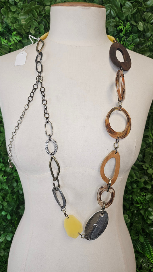 Unknown  Wood Resin Necklace